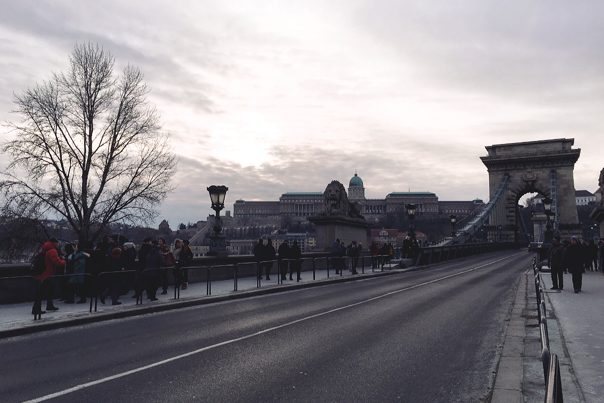 Budapest zu Fuß erkunden Kettenbrücke