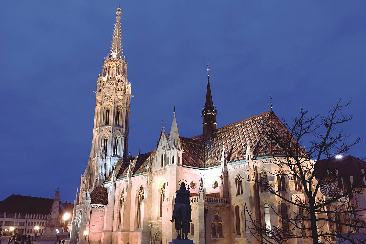Budapest zu Fuß erkunden Matthiaskirche